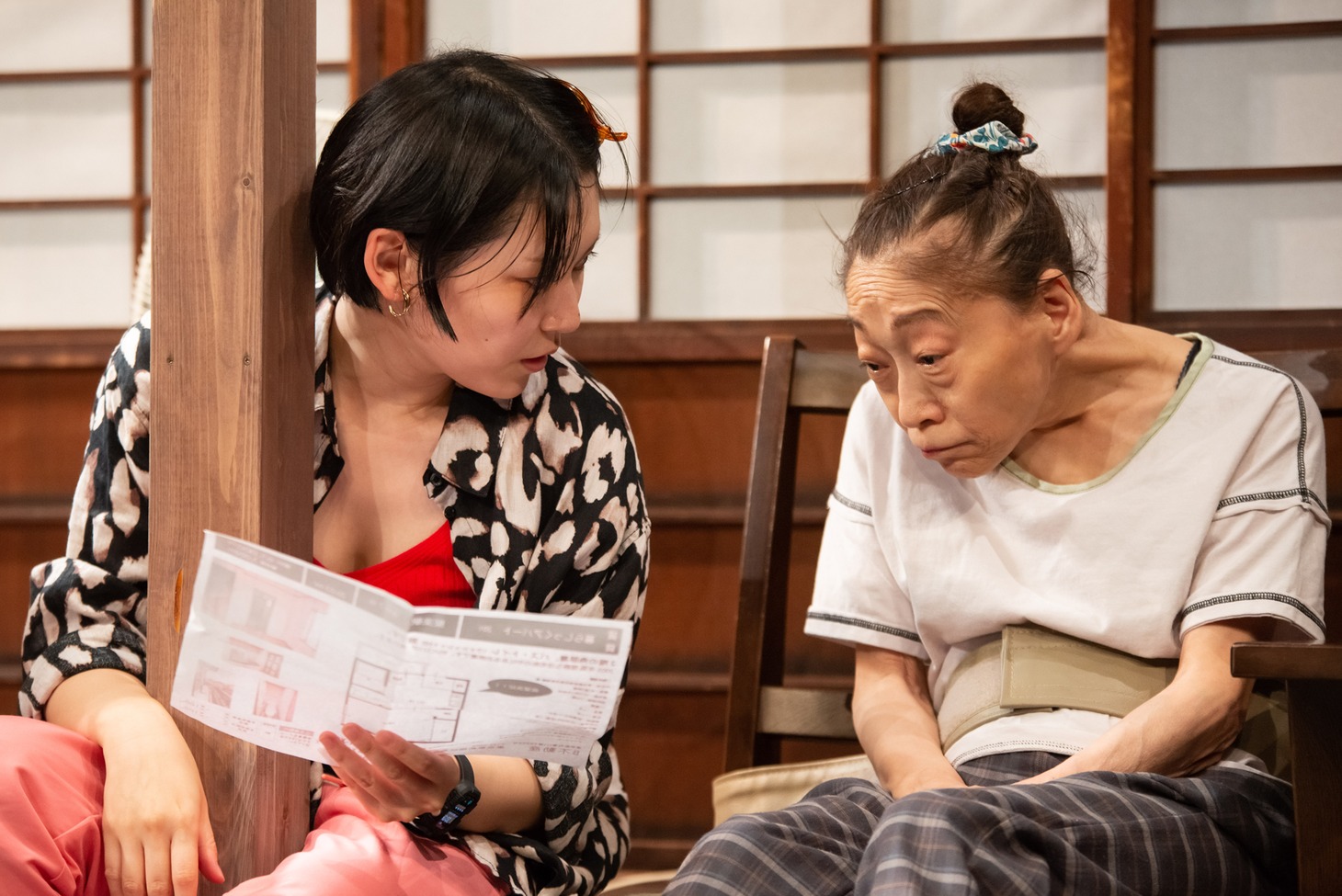 トリコ・A演劇公演2022「へそで、嗅ぐ」より。