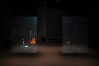 チェルフィッチュ 映像演劇「ニューイリュージョン」より。（撮影：冨田了平）