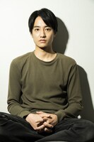 平岩先生のアドバイスを経て、“直打ち”で竪山隼太が撮影した藤原季節。