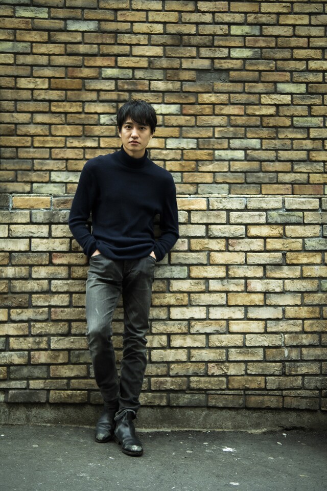 自ら面白そうな空間を探して動き始めた、竪山隼太が撮影した藤原季節。