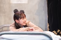 「Mrs.fictionsが2020年のお約束を果たす公演『伯爵のおるすばん』」より。