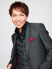 井上芳雄とRON×IIが歌とタップダンスでコラボレート「井上芳雄 by MYSELF」