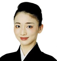 夢白あや(c)宝塚歌劇団