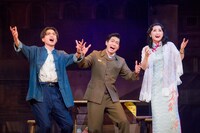 cube 25th presents 音楽劇「夜来香ラプソディ」より。（撮影：桜井隆幸）