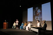 神戸アートビレッジセンター（KAVC）プロデュース公演 手話裁判劇「テロ」記者会見の様子。
