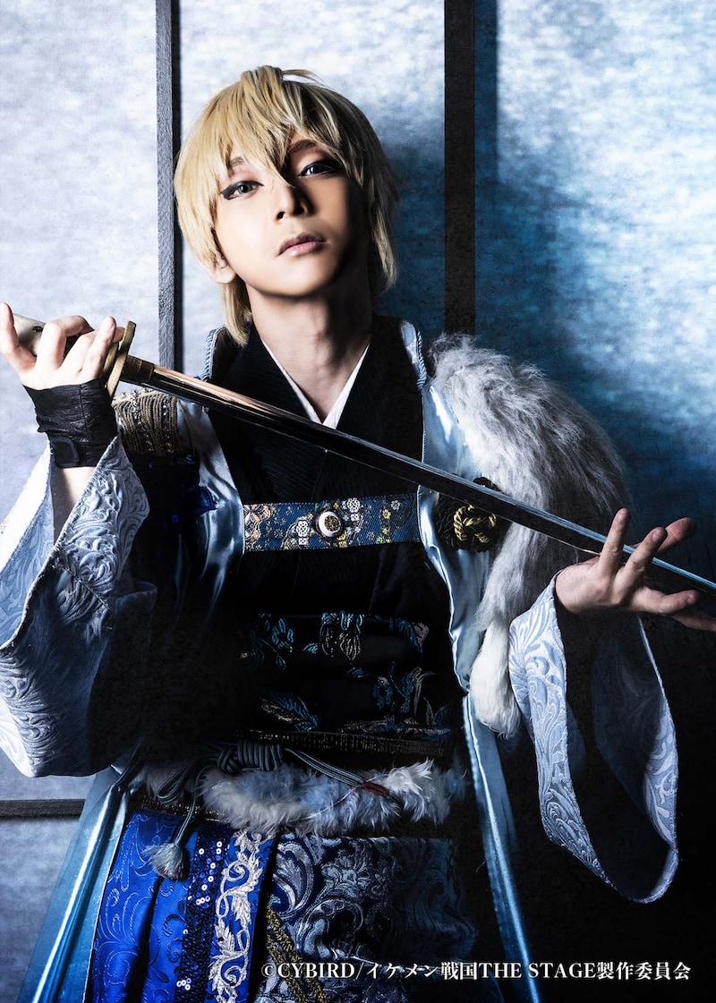 橘龍丸扮する上杉謙信。