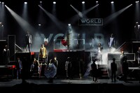 「WORLD ～Run for the Sun～」より。