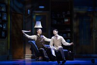 「ミュージカル『ダブル・トラブル』-2022夏 Season C-」より。（撮影：岡千里）