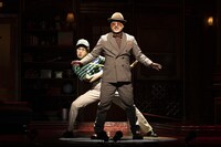 「ミュージカル『ダブル・トラブル』-2022夏 Season C-」より。（撮影：岡千里）