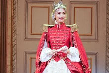 2022年劇団☆新感線42周年興行・秋公演 新感線☆RX「薔薇とサムライ2-海賊女王の帰還-」より。（撮影：田中亜紀）