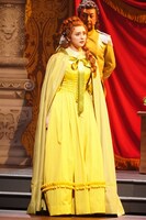 2022年劇団☆新感線42周年興行・秋公演 新感線☆RX「薔薇とサムライ2-海賊女王の帰還-」より。（撮影：田中亜紀）