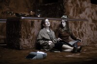 「ガラスの動物園」より。（写真提供：国立オデオン劇場 (c)Jan Versweyveld）