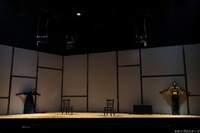 舞台「血の婚礼」より。（撮影：宮川舞子、サギサカユウマ）