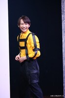 舞台「血の婚礼」より。（撮影：宮川舞子、サギサカユウマ）