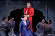 彩の国シェイクスピア・シリーズ「ヘンリー八世」より。（撮影：渡部孝弘）