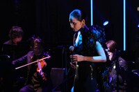 「吉田羊Night Spectacles The Parallel～ウタウヒツジ～25th Anniversary Special」より。（撮影：宮川舞子）