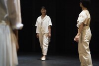 果報プロデュース「あゆみ」より。（撮影：保坂萌）