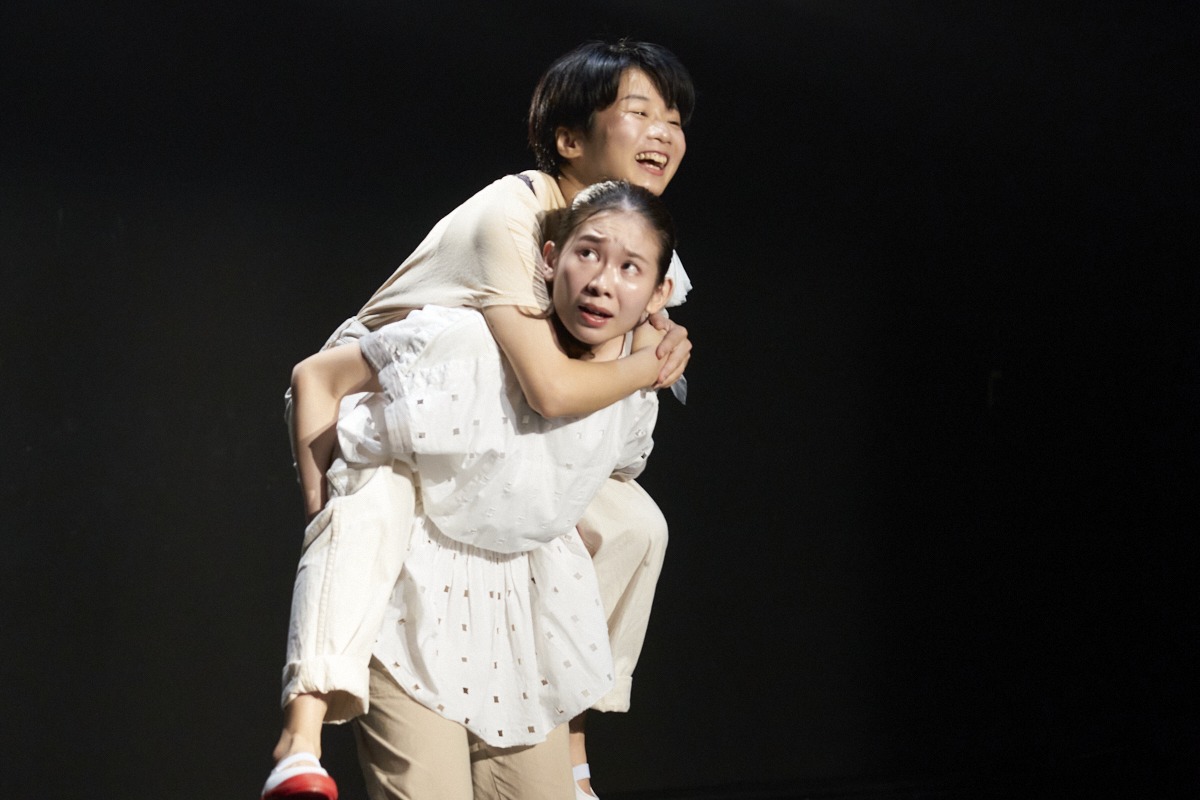 果報プロデュース「あゆみ」より。（撮影：保坂萌）