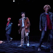 幼なじみの少年3人は…「MUDLARKS」開幕に玉置玲央「最高のお芝居を用意して待ってます」