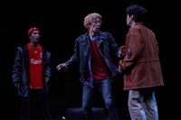 GORCH BROTHERS2.1「MUDLARKS-マッドラークス-」より。（撮影：サギサカユウマ）