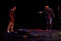 GORCH BROTHERS2.1「MUDLARKS-マッドラークス-」より。（撮影：サギサカユウマ）