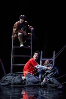 GORCH BROTHERS2.1「MUDLARKS-マッドラークス-」より。（撮影：サギサカユウマ）