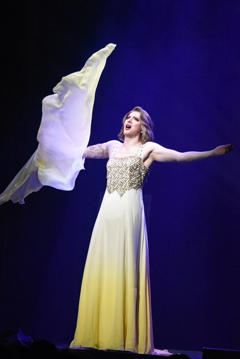 ブロードウェイミュージカル「キンキーブーツ」ゲネプロの様子。