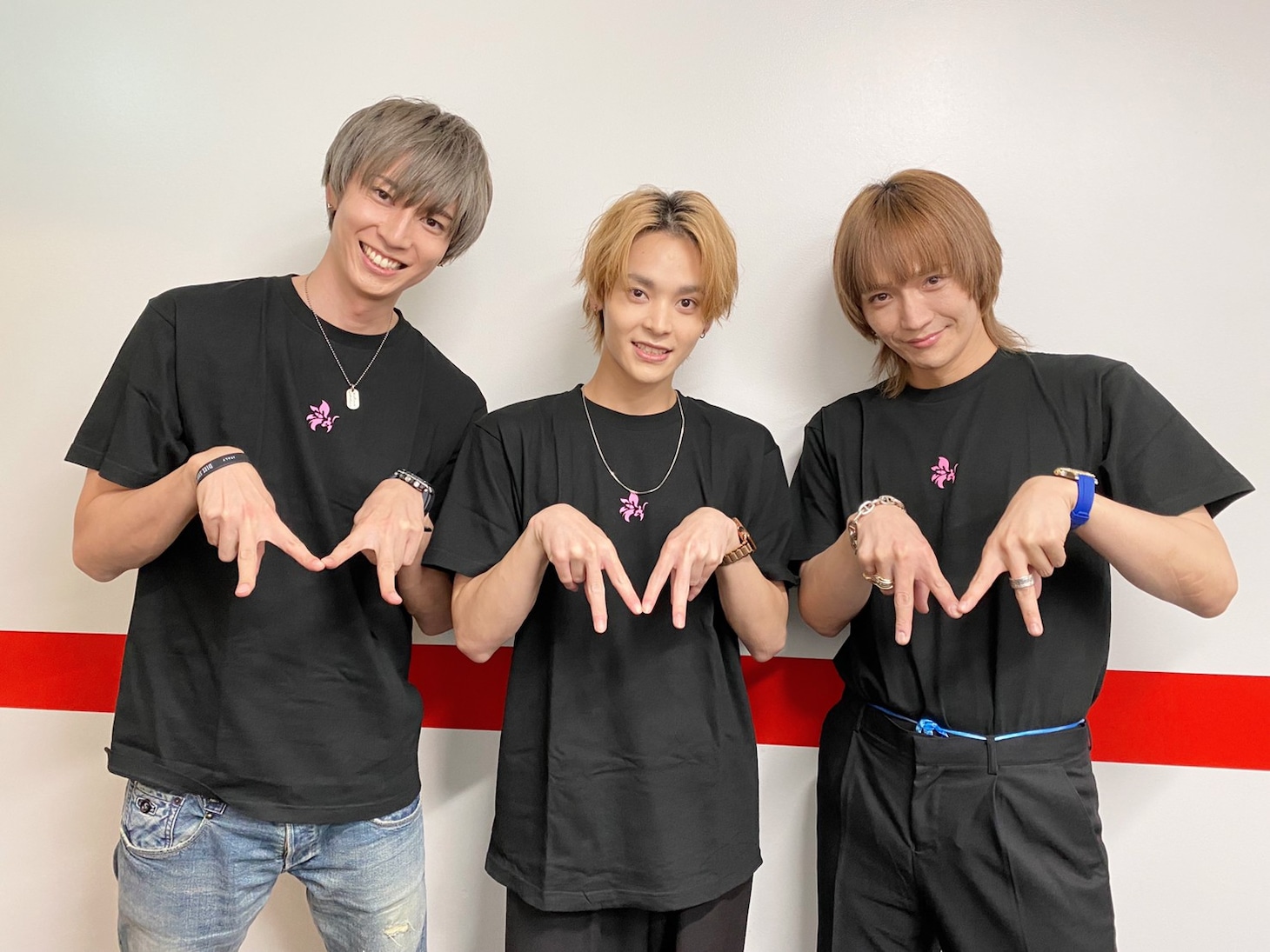 トークショーに登壇した鮎川太陽（左）、坪倉康晴（中央）、丘山晴己（右）。