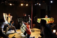 流山児★事務所 宮本研連続上演第2弾「美しきものの伝説」より。（撮影：石川敦子）