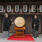 一番太鼓の音が鳴り響く、「平成中村座 十月大歌舞伎」幕開け
