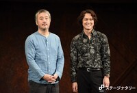 左から赤堀雅秋、丸山隆平。