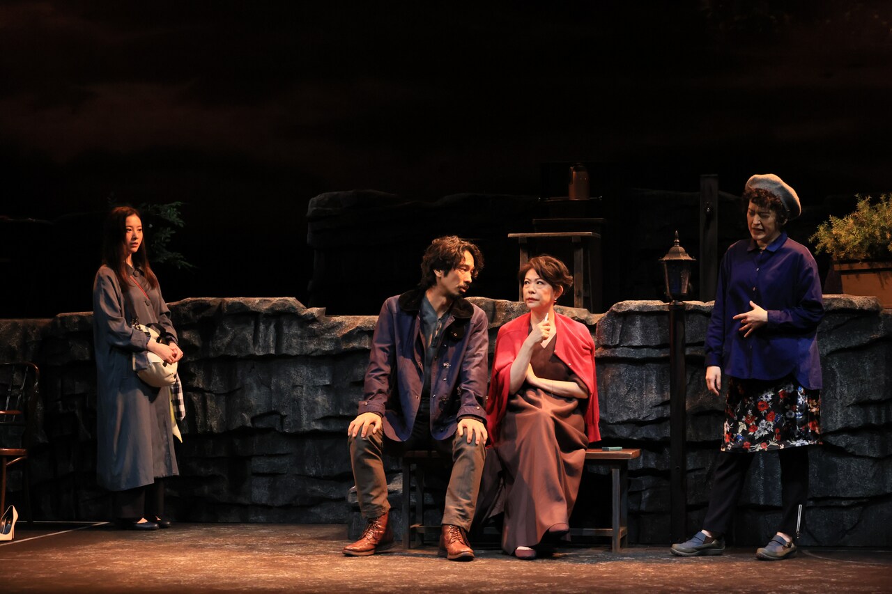 岩松了の新作「クランク・イン！」開幕、眞島秀和・吉高由里子・秋山菜津子が意気込み