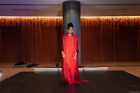 Farm-Lab Exhibition パフォーマンス試作発表「『クィア』で『アジア人』であることとは？」より。