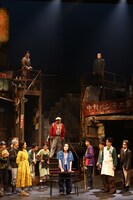 舞台「閃光ばなし」より。