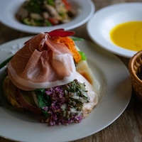 ランチのサラダプレート。