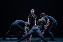 DANCE PJ REVO「窪地」より。(c)bozzo