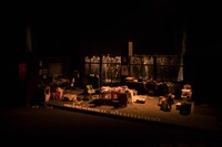 ミエ・演劇ラボ2022×烏丸ストロークロック ホニホニマー舎「超現代」より。（撮影：松原豊）