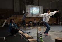 Kansai Studies dot architects ＆ 和田ながら「うみからよどみ、おうみへバック往来」より。（撮影：守屋友樹）