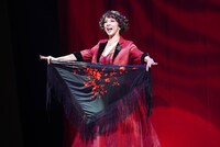 ブロードウェイ・ミュージカル「バイ・バイ・バーディー」より。（撮影：源賀津己）