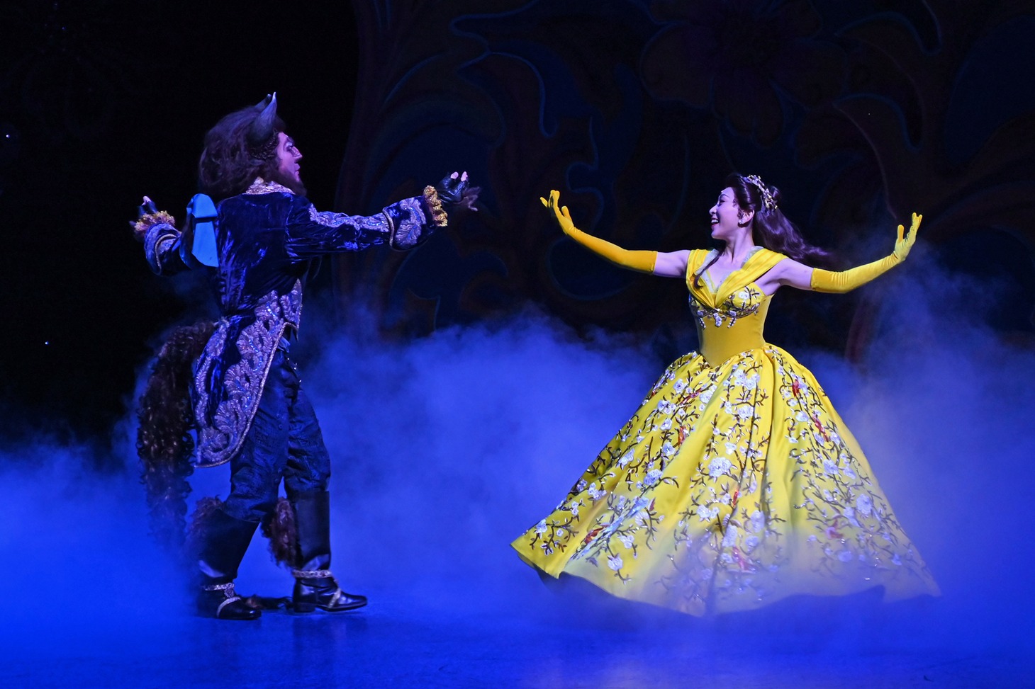 劇団四季 ディズニーミュージカル「美女と野獣」より。