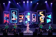 「望海風斗 20th Anniversary ドラマティックコンサート『Look at Me』」より。(撮影:岩田えり)