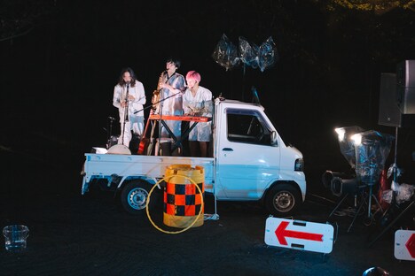 ヌトミック「SUPERHUMAN 2022」より。（撮影：コムラマイ）