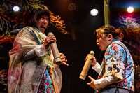 世界劇団「ひとよひとよに呱々の声」より。