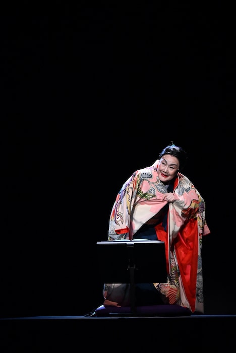 「岩波ホール発 白石加代子『百物語』アンコール公演第四弾」より。(c)宮川安利