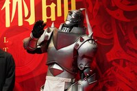 鎧姿のアルフォンス・エルリック（桜田航成）