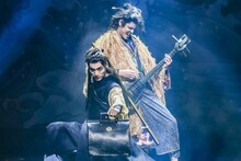 劇団☆新感線「いのうえ歌舞伎『神州無頼街』」より。(c)ヴィレッヂ・劇団☆新感線（撮影：田中亜紀）