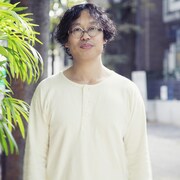 岡田利規(c)宇壽山貴久子