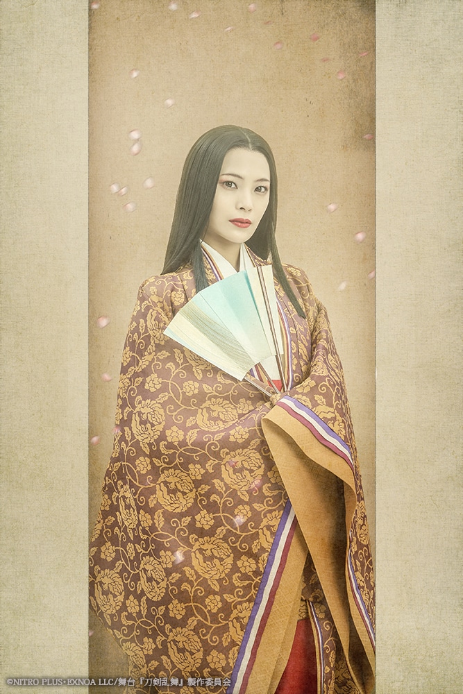 井上怜愛扮する空蝉。
