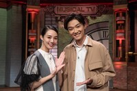 左から咲妃みゆ、井上芳雄。（提供：NHK）