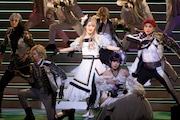 「『青山オペレッタ THE STAGE』第四弾公演~2周年記念公演開催~スペシャル・レヴューショー」より。